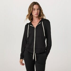 Vuori Halo Performance Hoodie 2.0